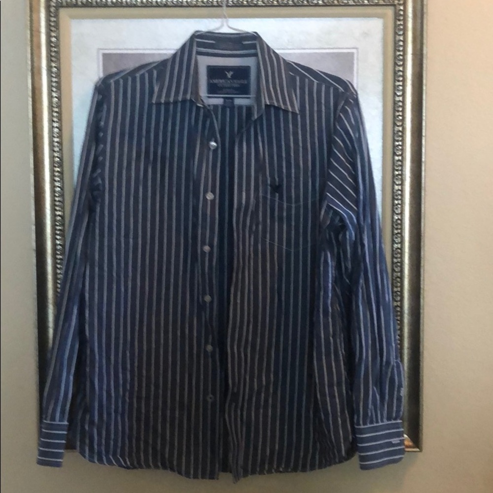 American Eagle Medium Vintage Fit  Dress Shirt.